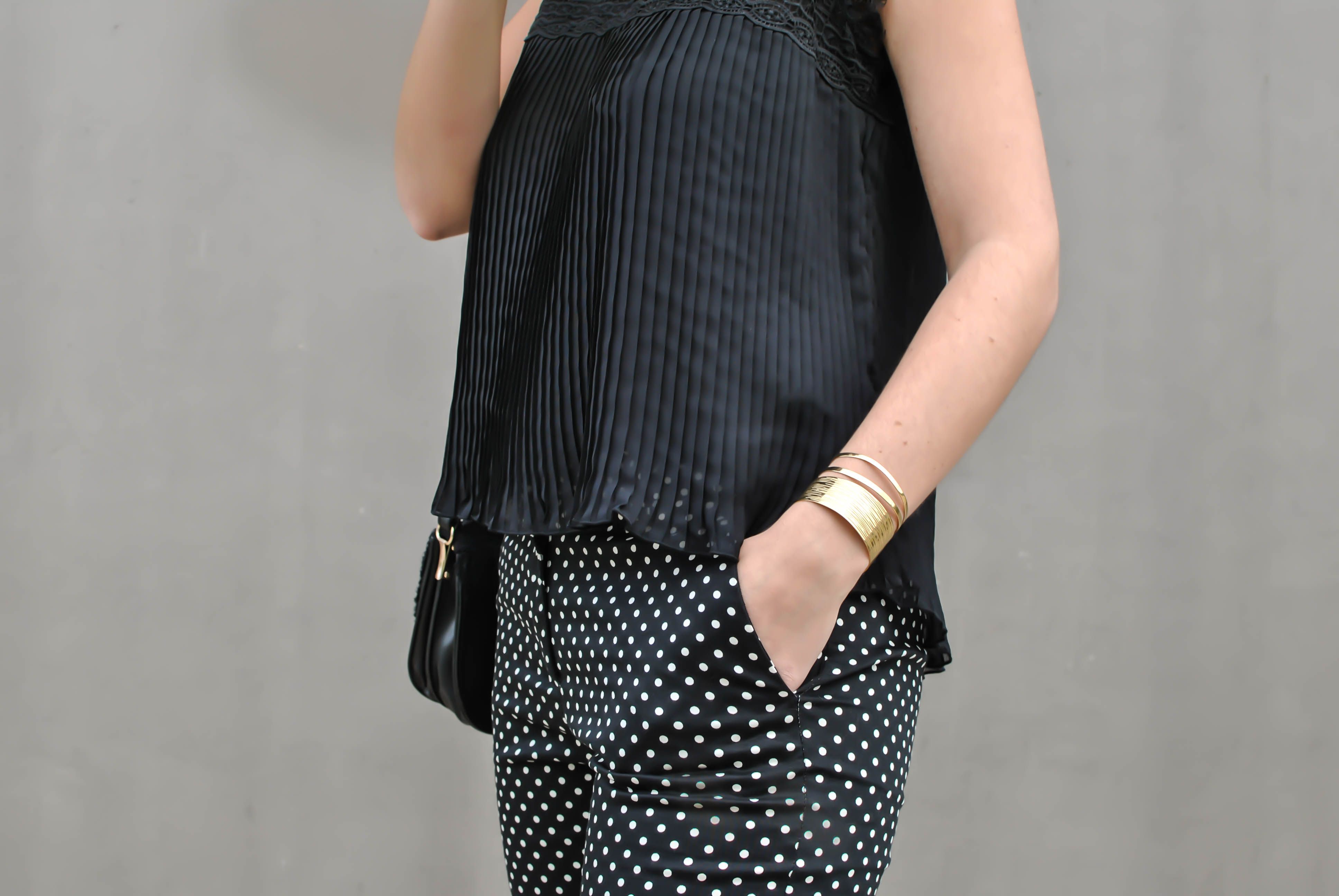 dots pants black blouse pantalon à pois blog mode le petit monde d'elodie dots pants black blouse pantalon à pois blog mode le petit monde d'elodie dots pants black blouse pantalon à pois blog mode le petit monde d'elodie dots pants black blouse pantalon à pois blog mode le petit monde d'elodie