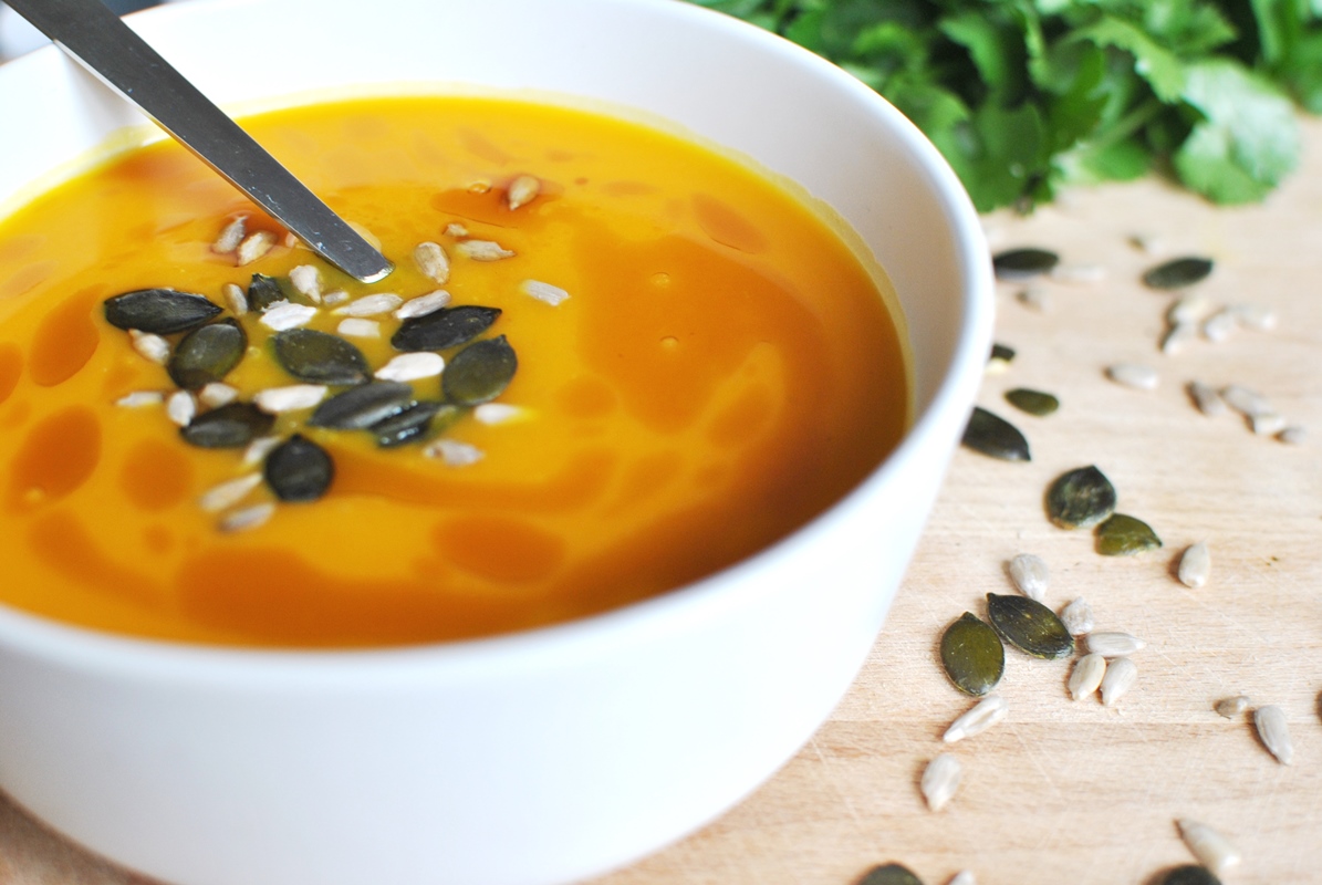 Soupe potimarron, patate douce, carottes et lait de coco - Le Petit ...